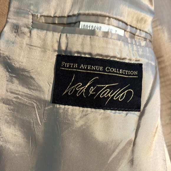 Men’s Lord & Taylor Size 44 Long Jacket - Classic Style - Picture 3 of 3